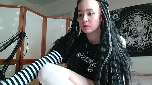 Mysterious_Toy webcam