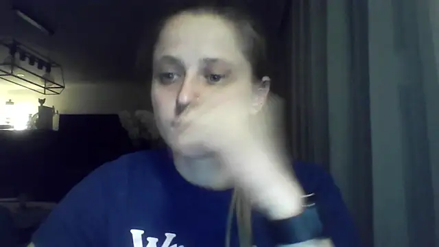 LeaWetGirl