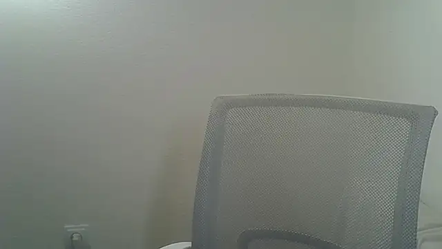 ViraVrema live cam on StripChat