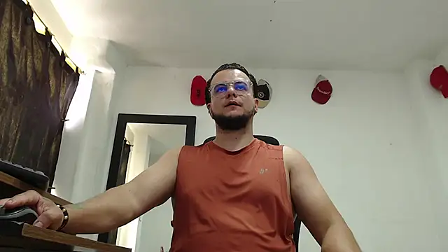 cloudsxxx live cam preview
