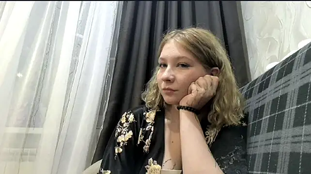 Lili_Kitty0_0