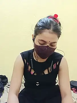 20_year_only_girl live cam on StripChat