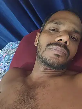 Daddyishere_19 live cam