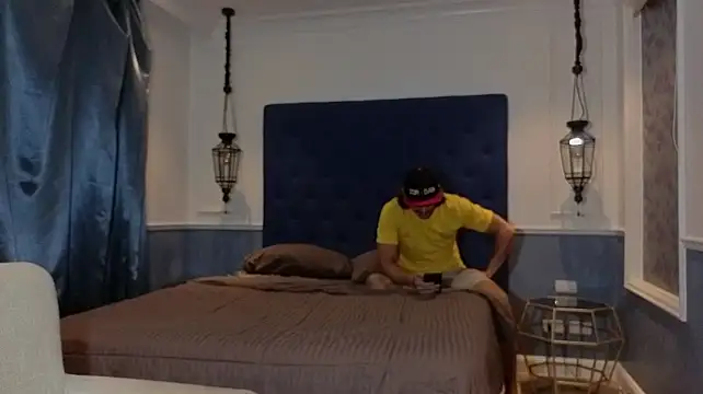 Marrymeplz webcam