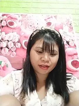 Xuka_lyss live cam on StripChat