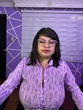 MiiaaJoness