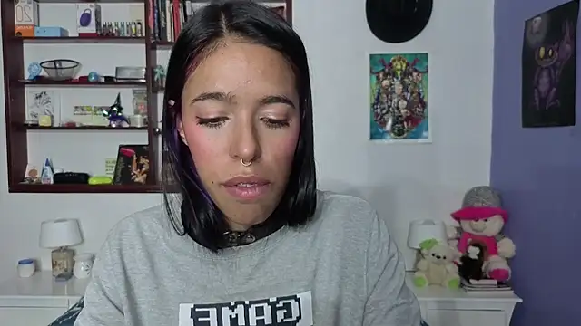 stephania_t webcam