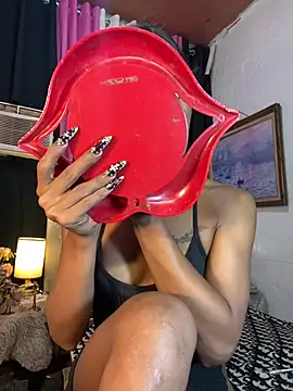 Tarah_victoria_collins webcam