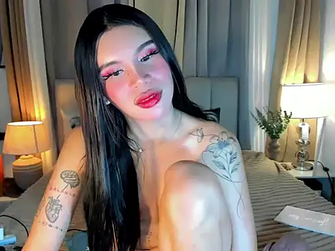 Model: SiennaBlair