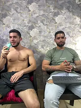 axel_tone live sex cam