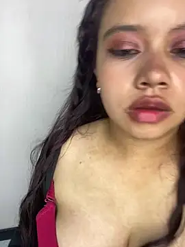samantha_bigtits webcam