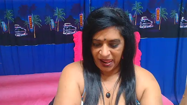 INDIANFUSION live cam on StripChat