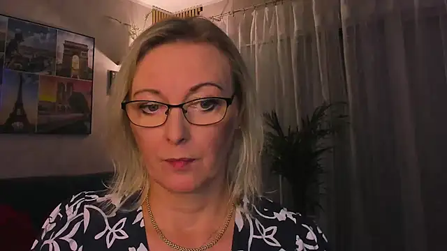 vanessa_chat