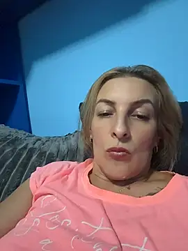 Hot-Milf4U webcam