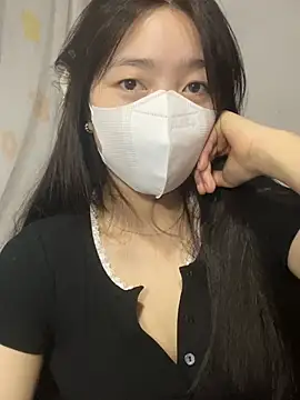 janne-coy live cam on StripChat