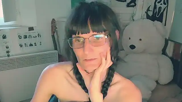 CeriseLapine webcam