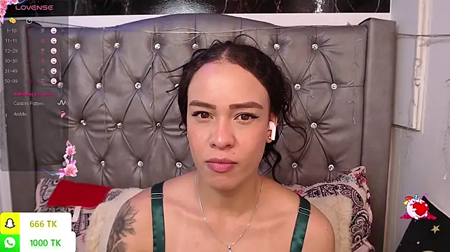 LAILAGUMMY live cam on StripChat