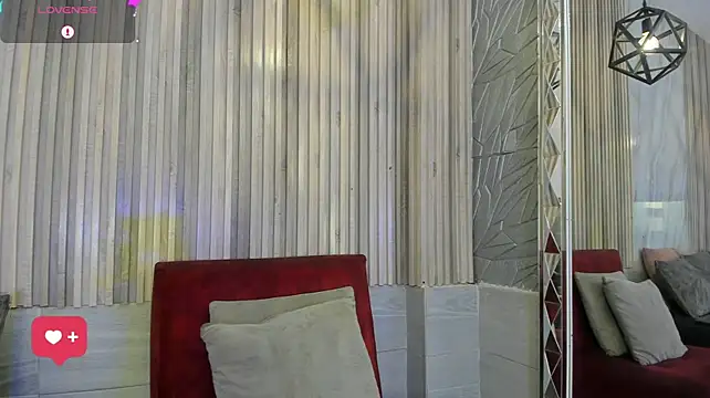 BriannaChelsea webcam