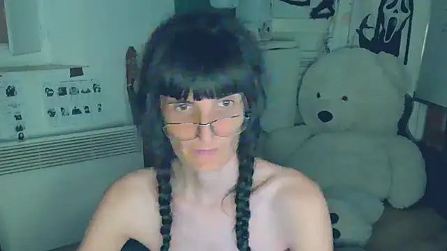 CeriseLapine webcam