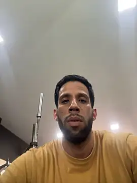 karim_mansur's live room
