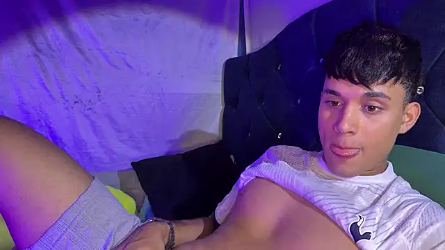 michael_jordan_zz (M twink) - show cum