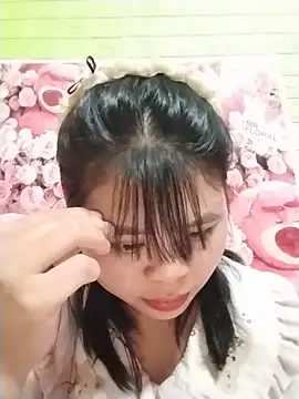 Xuka_lyss live cam preview