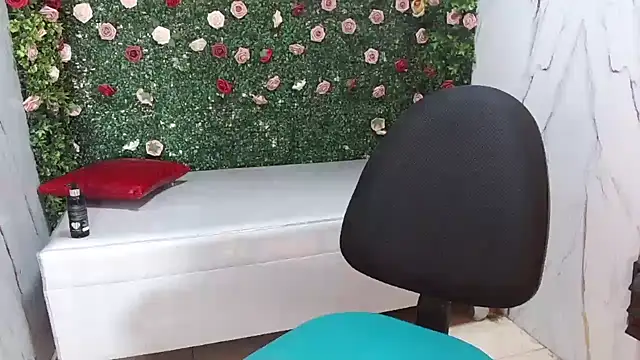 naomis_36