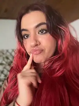 NikkiNix