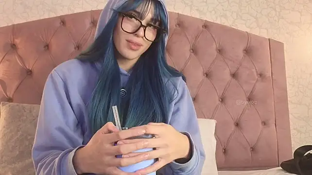 Nchalove - Trans webcam sex chat