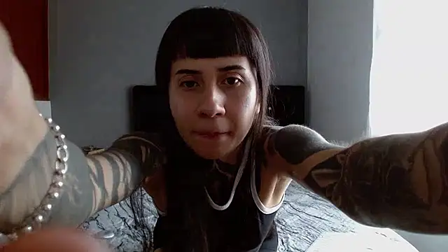Emilia_1995 webcam