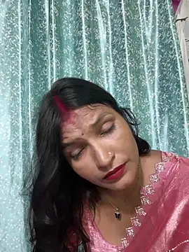 Priyaa_1433