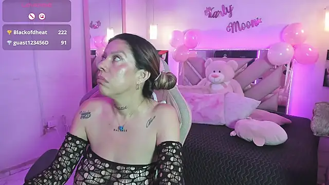 Karly_moon