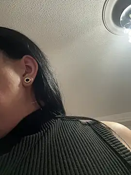 Abril_Luv live cam on StripChat