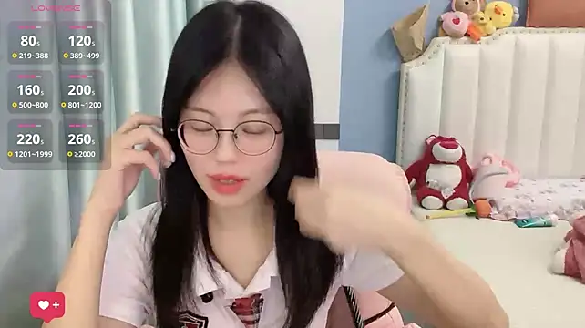 Luna-666 live cam preview
