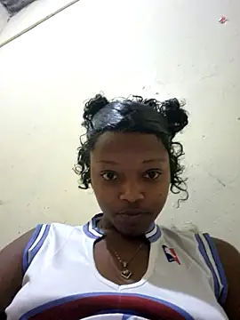 lucia112 live cam preview