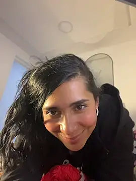 Meganmilk1 live cam preview