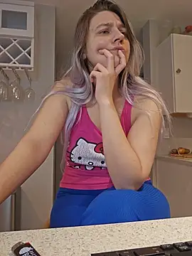 ScarletsWeb live cam preview