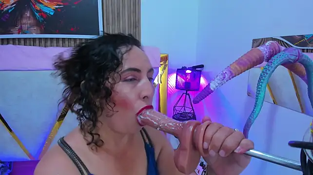 Luna_Naughty1