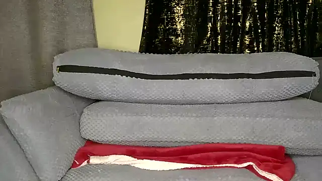 JellyBiggAssy live cam on StripChat