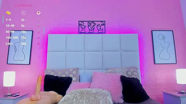 charlotte_kisss live cam preview
