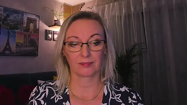 vanessa_chat