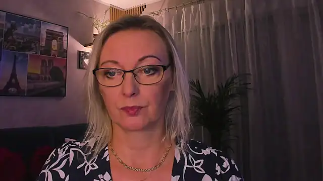 vanessa_chat