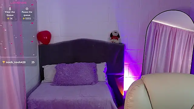 hazel_lee_ross webcam