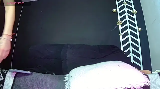 EvangelineCors live cam on StripChat