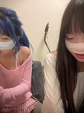 rocket-girl stripchat
