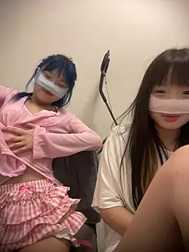 Rocket-Girl 🐹 naked cam chat