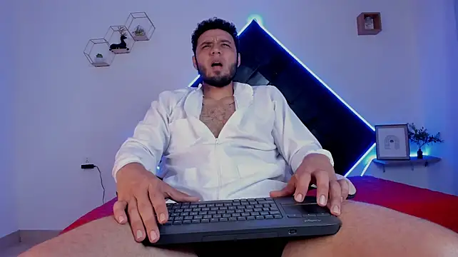 Dorian_Blake_ webcam