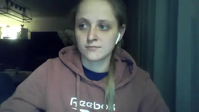 LeaWetGirl webcam