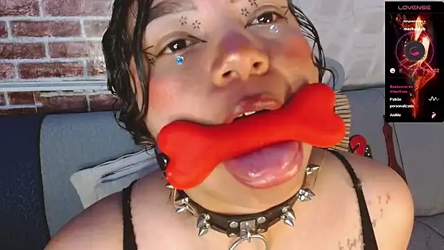 emma_bdsm_