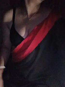 Priya_Boudi webcam
